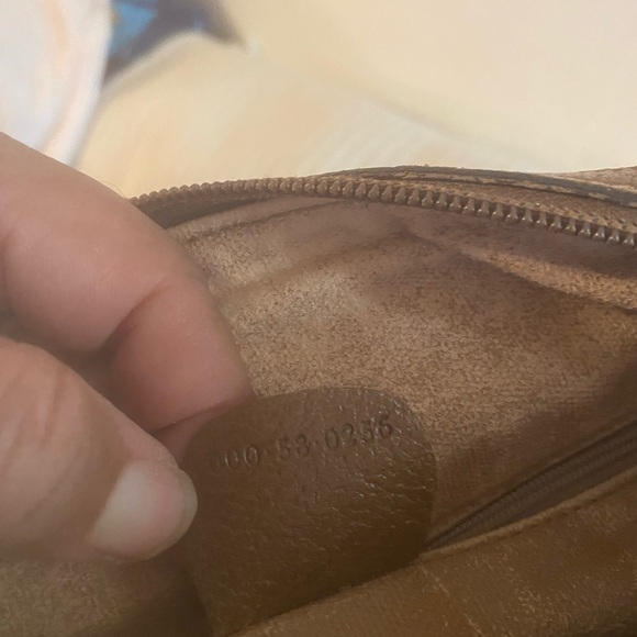 Gucci!🔥🔥 - Picture 5 of 5